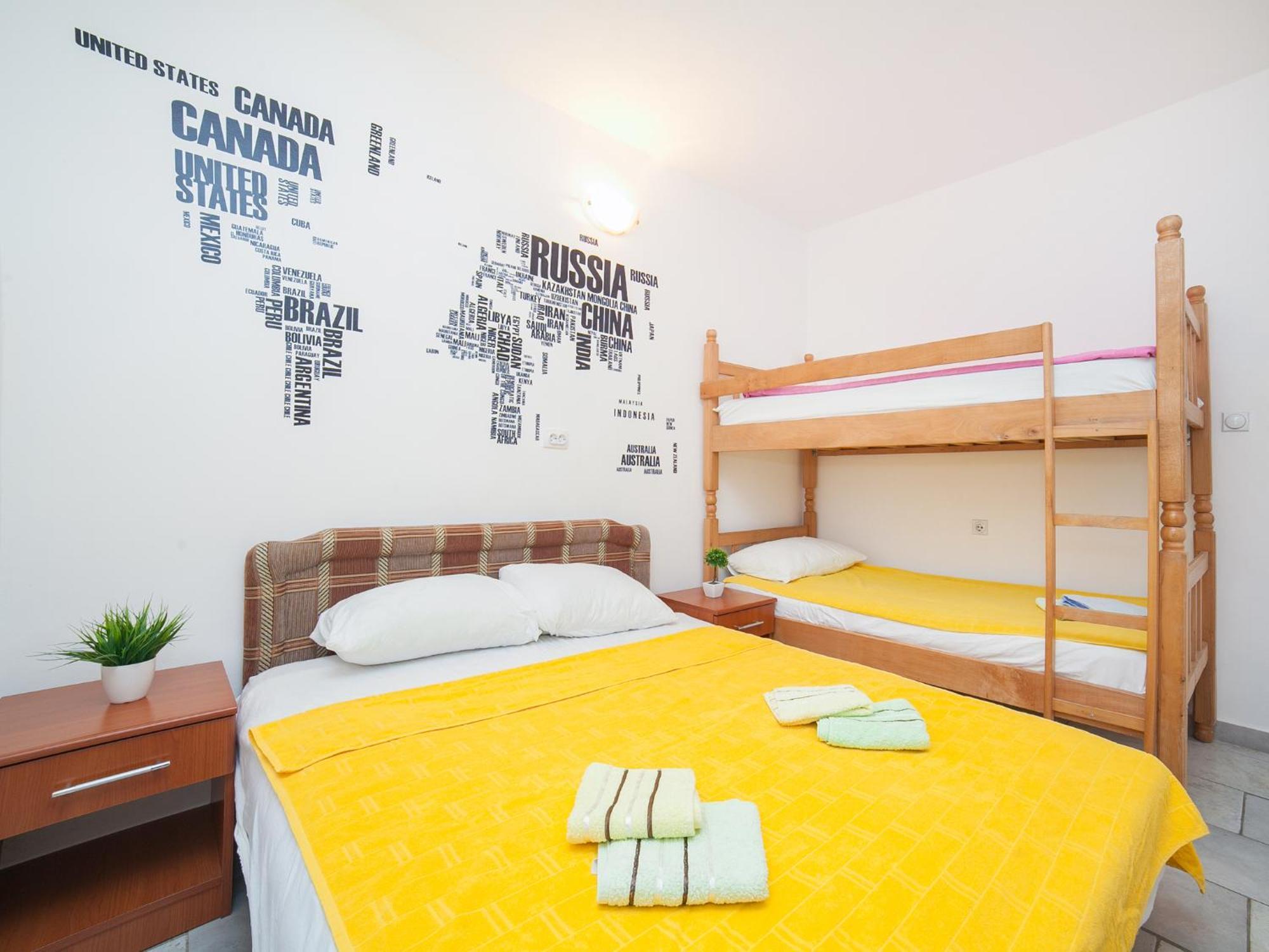 Apartments Ivo Bozinovic ティヴァト 部屋 写真