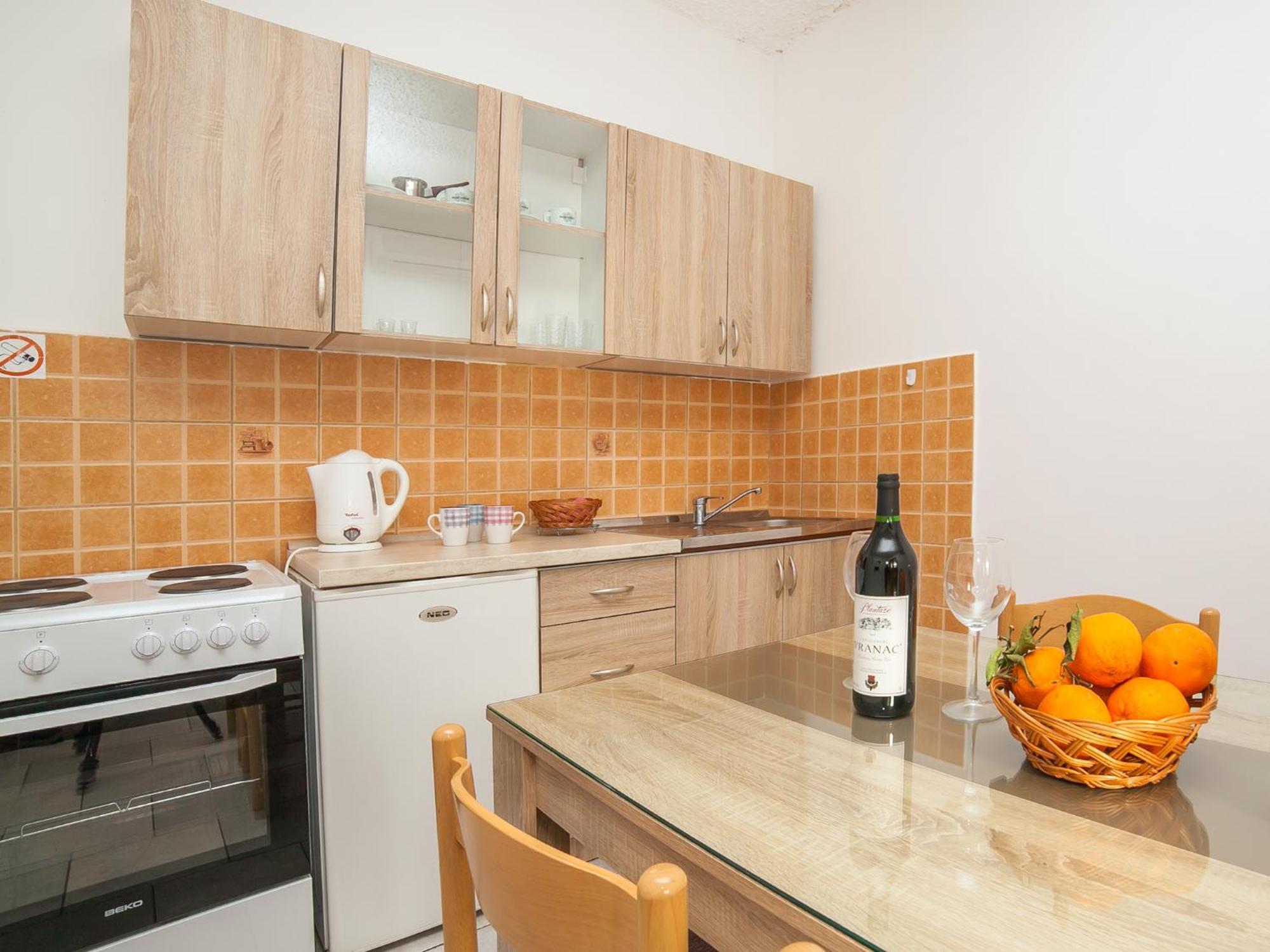 Apartments Ivo Bozinovic ティヴァト 部屋 写真