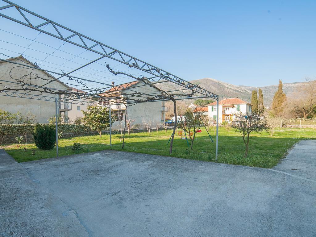 Apartments Ivo Bozinovic ティヴァト エクステリア 写真